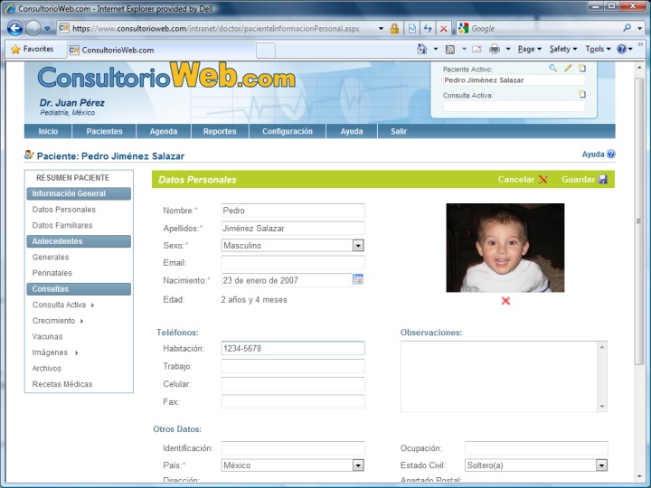 ConsultorioWeb.com le permite registrar los datos personales del paciente, así como los de sus familiares o encargados.
